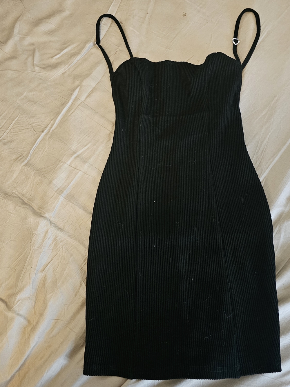 Black Ribbed Bodycon Dress with Scalloped Neckline - Picture 2 of 6